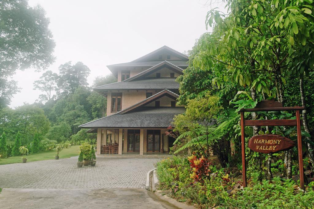 Harmony Valley Retreat Bukittinggi Exterior foto